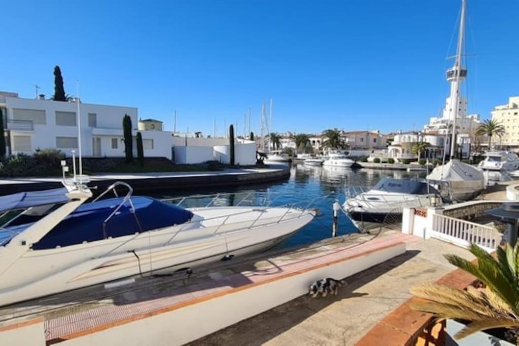 Appartement Terrasse Emplacement N° 1 Empuriabrava Bagian luar foto